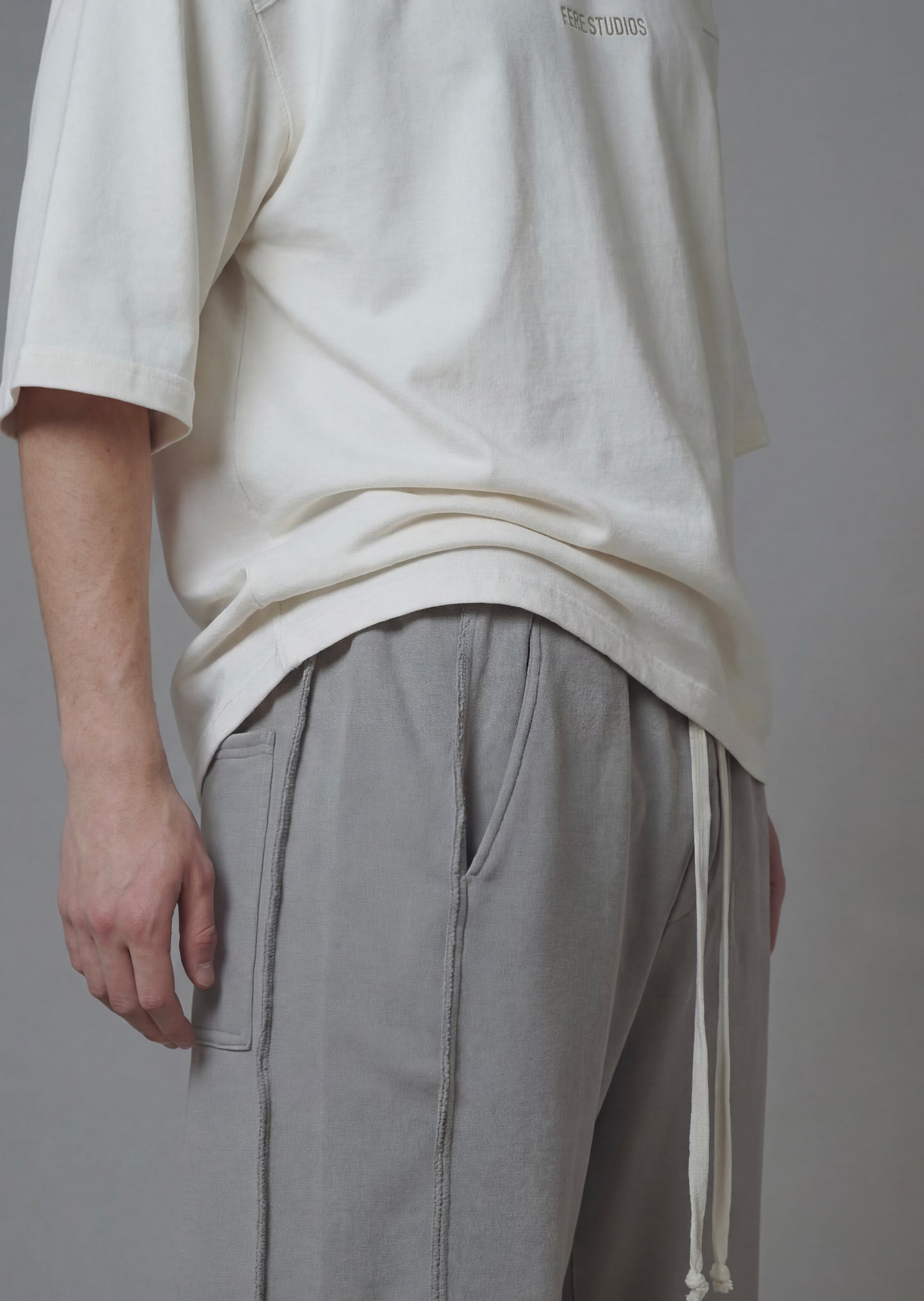 FS EMBROIDERED LOGO T-SHIRT