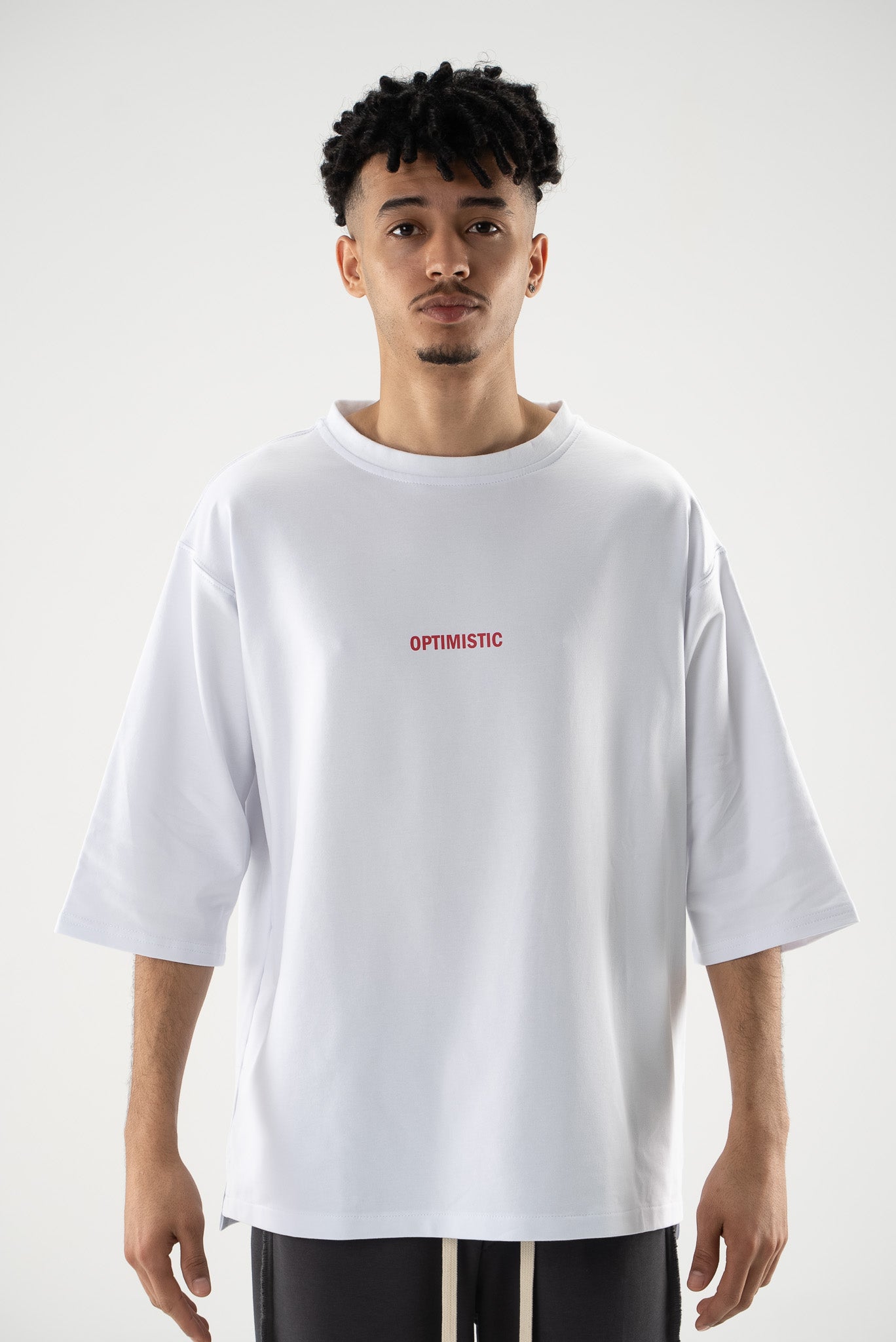 FERE STUDIOS T-SHIRT OVERSIZED "OPTIMISTIC"