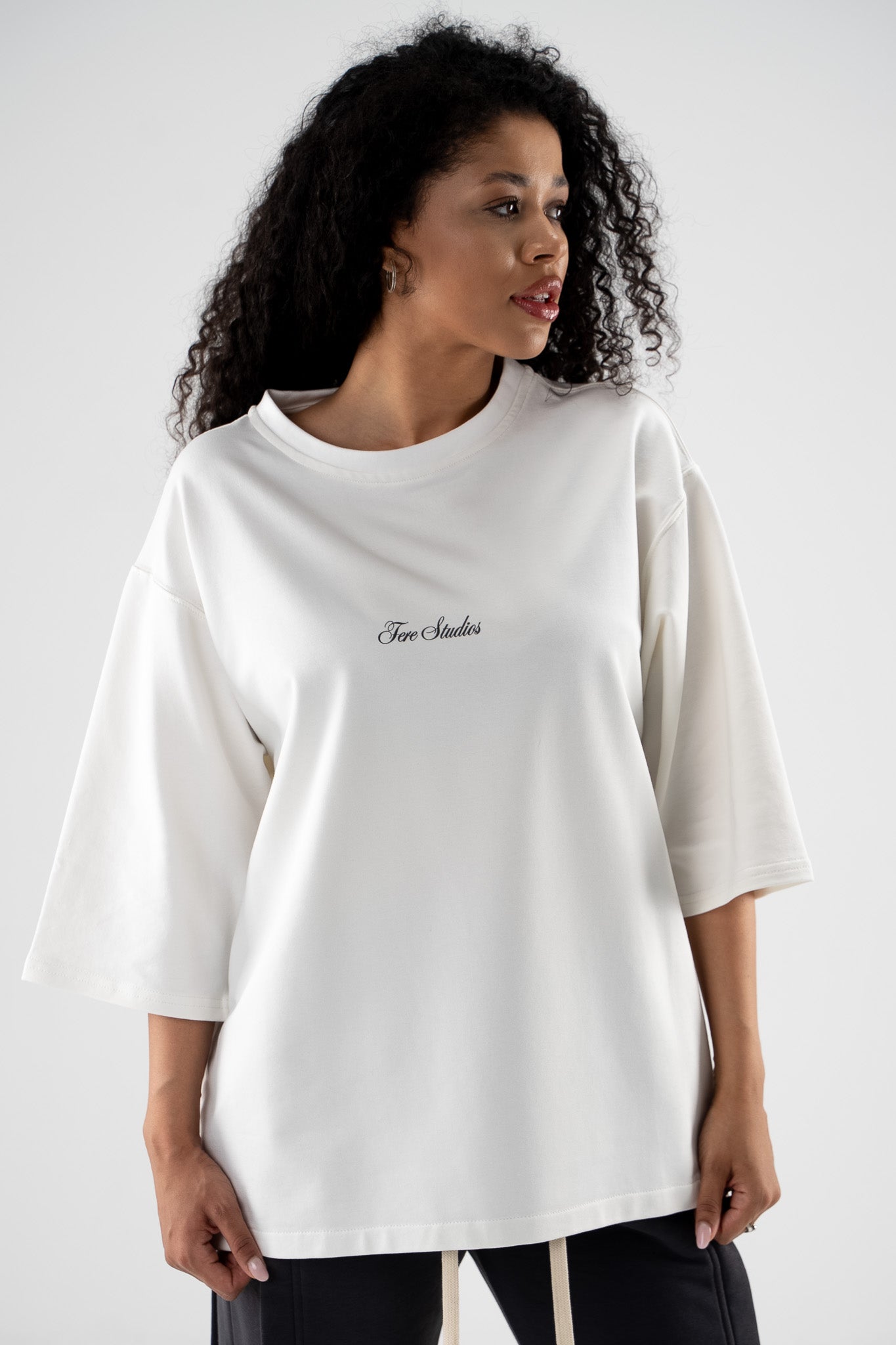 FERE STUDIOS T-SHIRT IN OFF WHITE "CONNECTING WITH NATURE"
