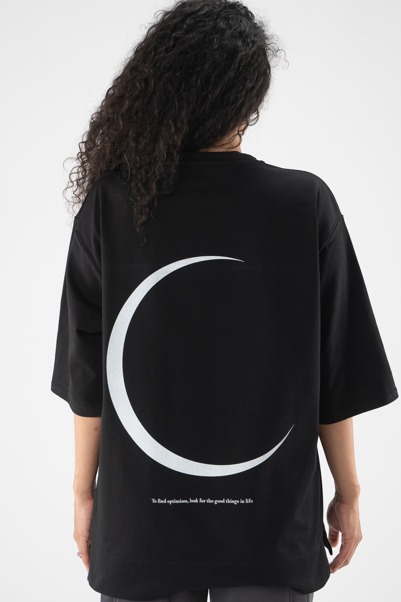 FERE STUDIOS T-SHIRT 'THE MOON"