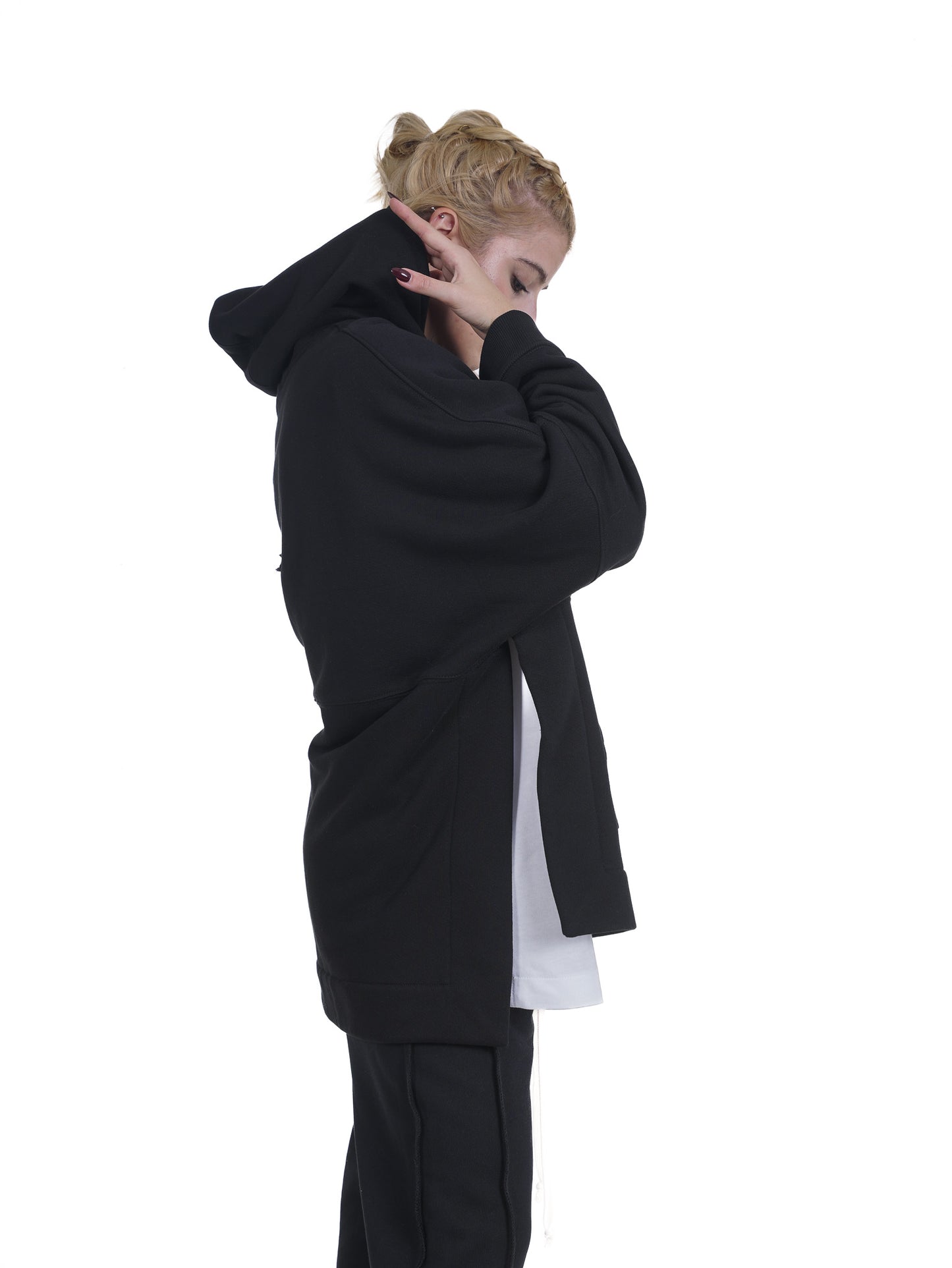 FERE STUDIOS PONCHO HOODIE PURE COTTON IN BLACK