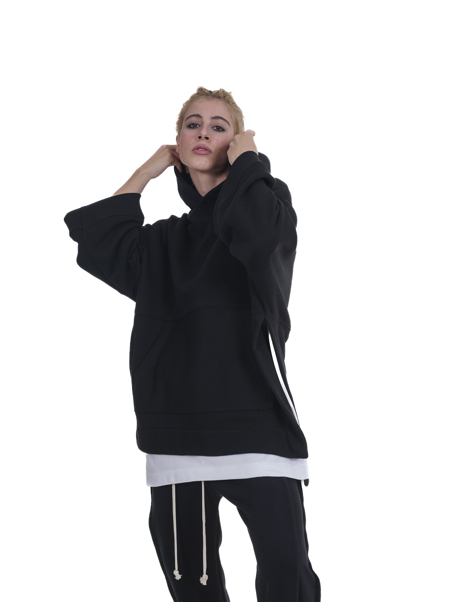 FERE STUDIOS PONCHO HOODIE PURE COTTON IN BLACK
