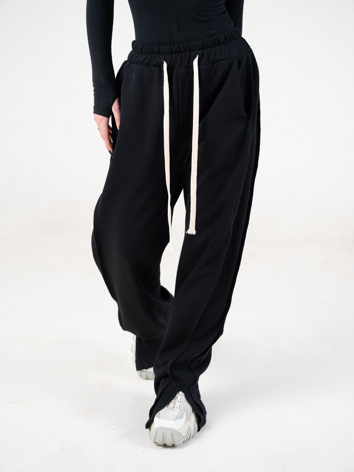 FERE STUDIOS PANTS BAGGY LOOSE FIT IN BLACK