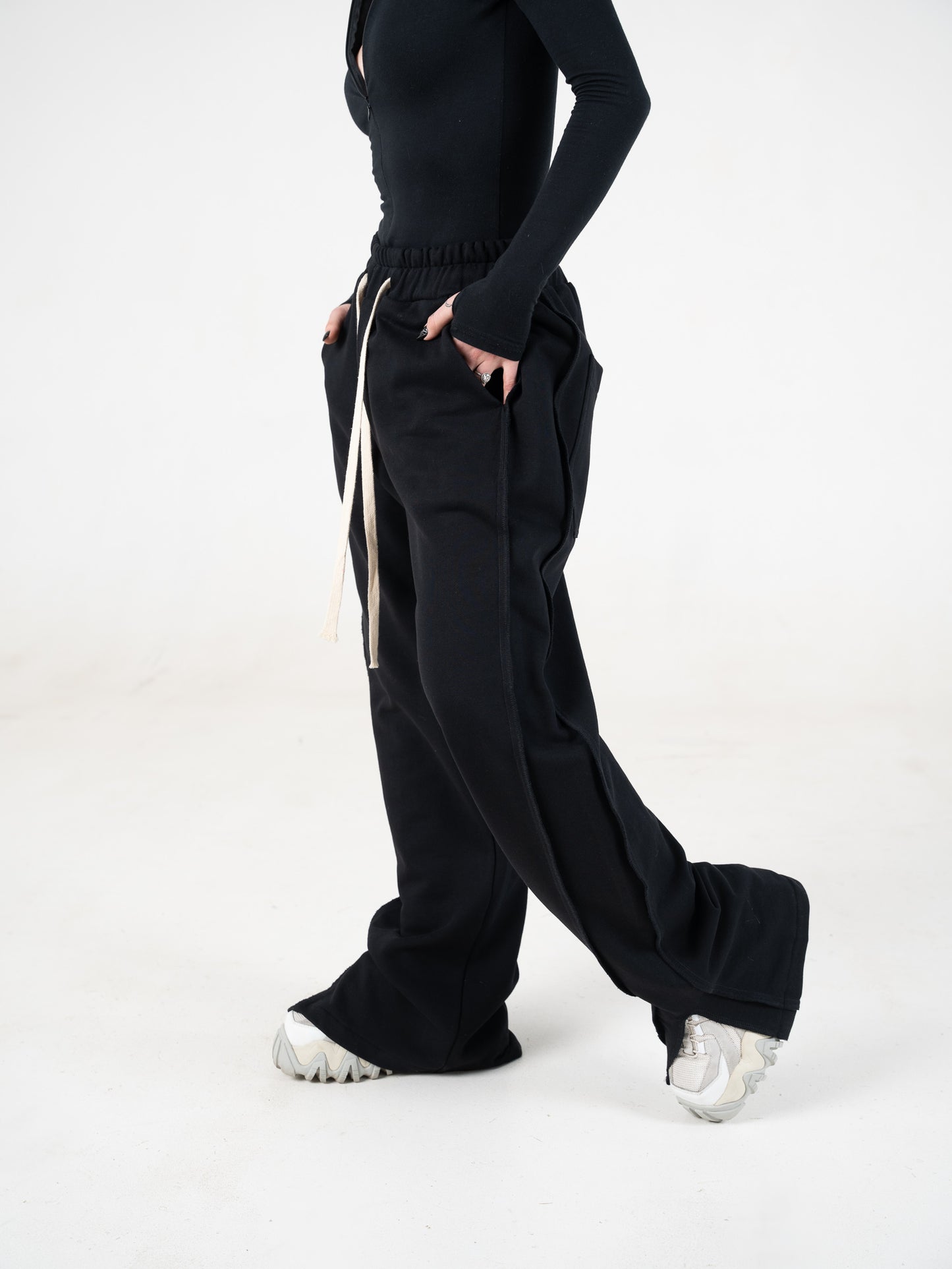 FERE STUDIOS PANTS BAGGY LOOSE FIT IN BLACK