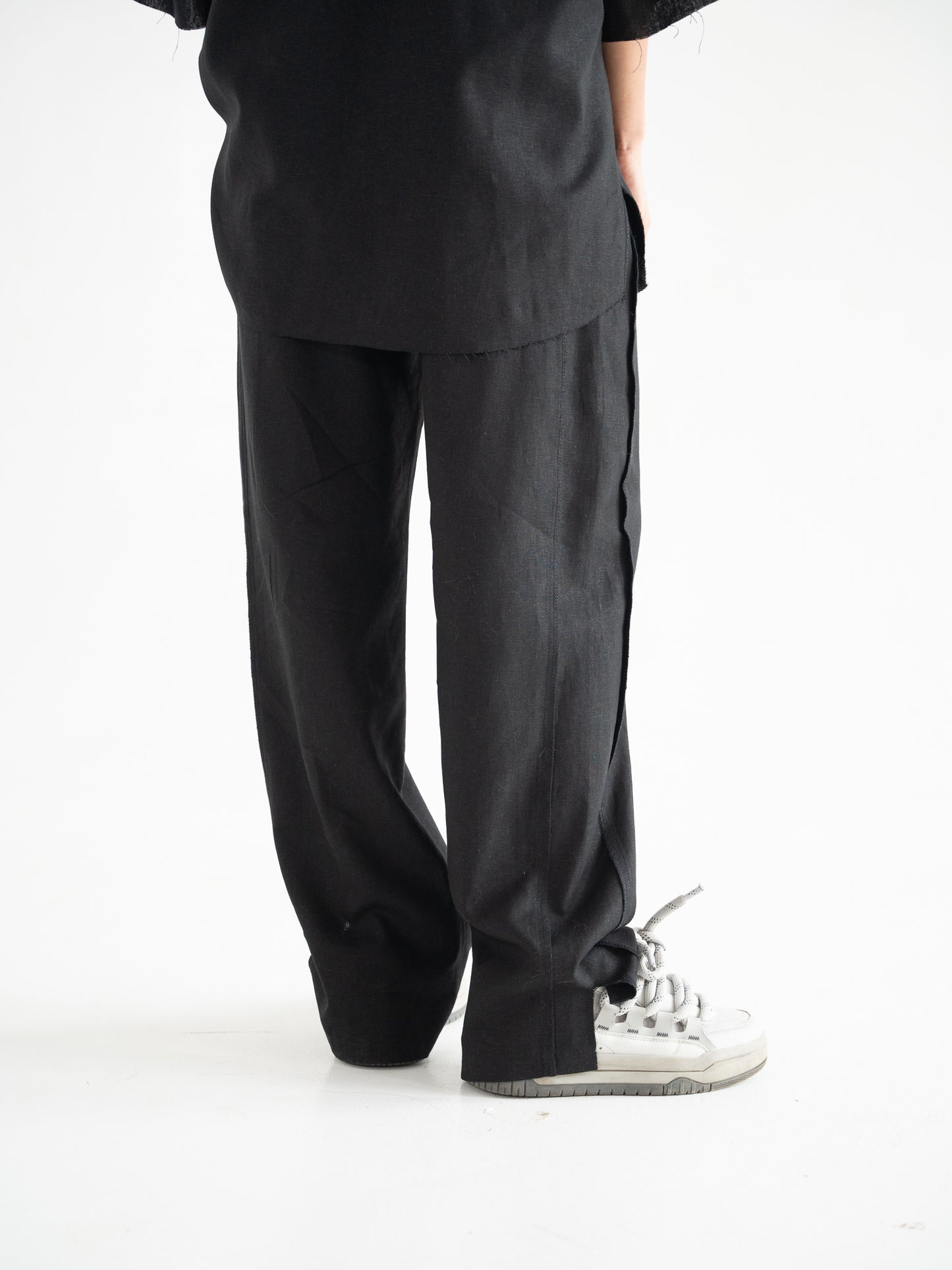FERE STUDIOS LINEN PANTS