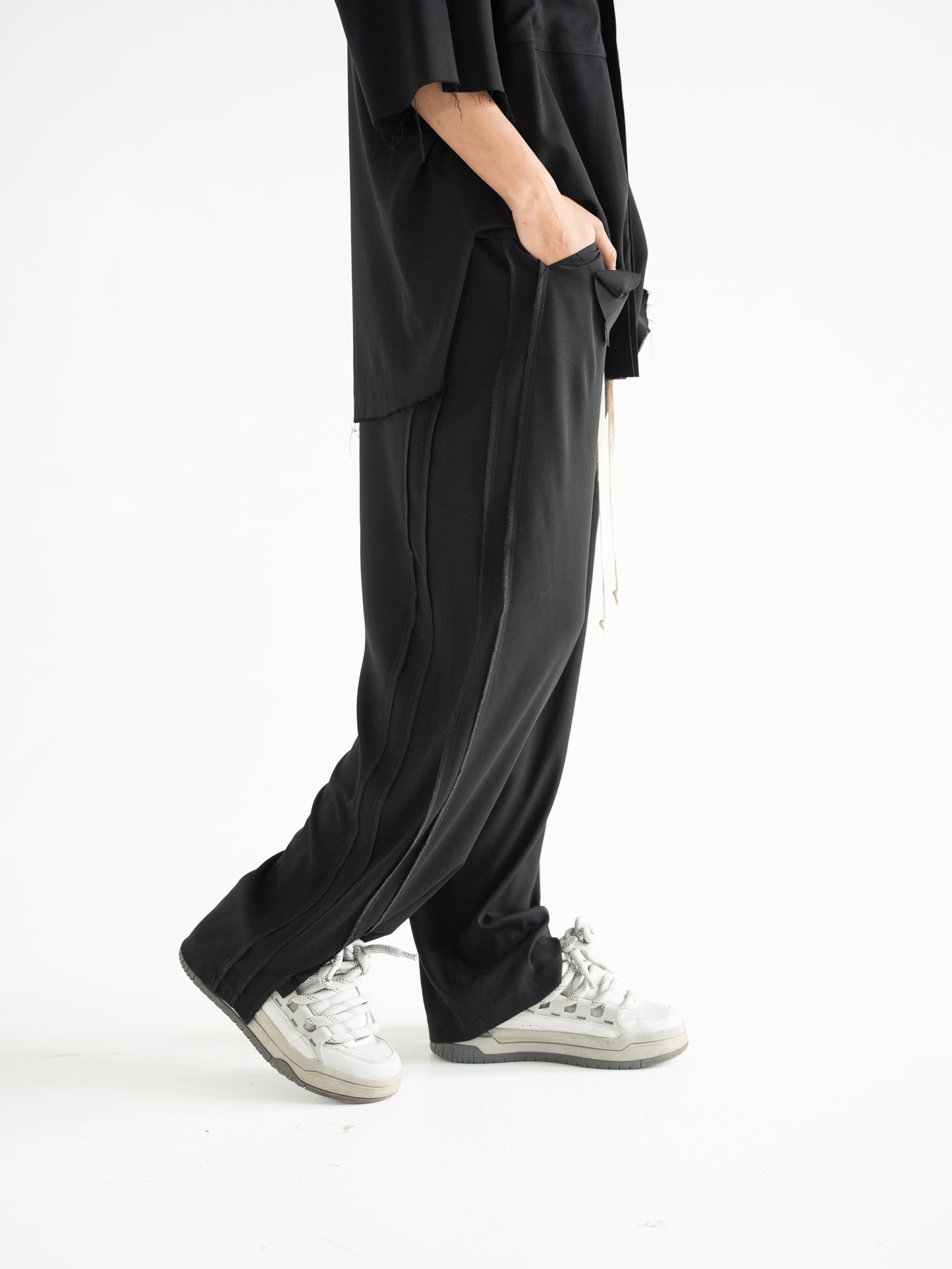 FERE STUDIOS SET OVERSIZED BLACK EDITION