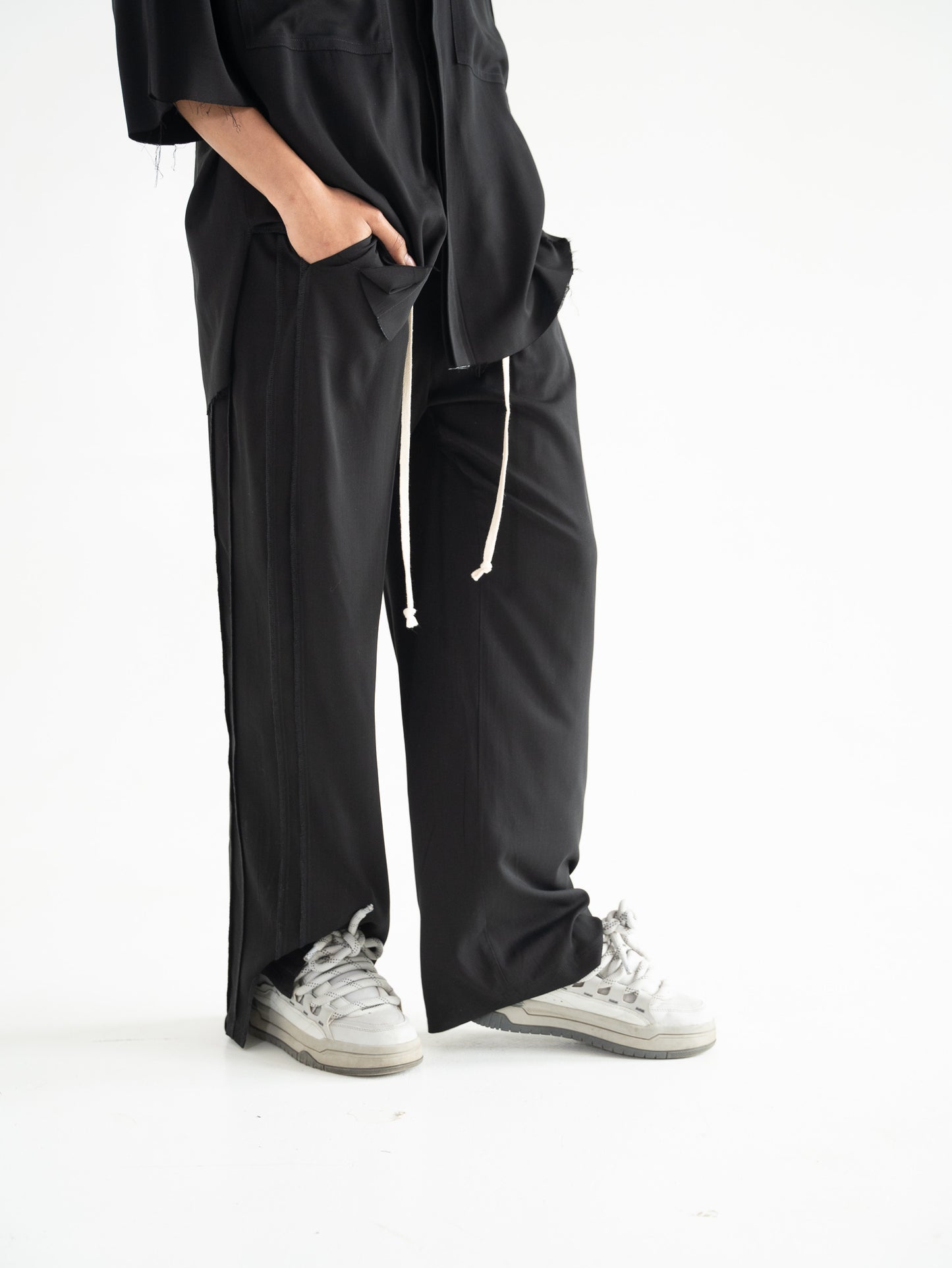 FERE STUDIOS SET OVERSIZED BLACK EDITION