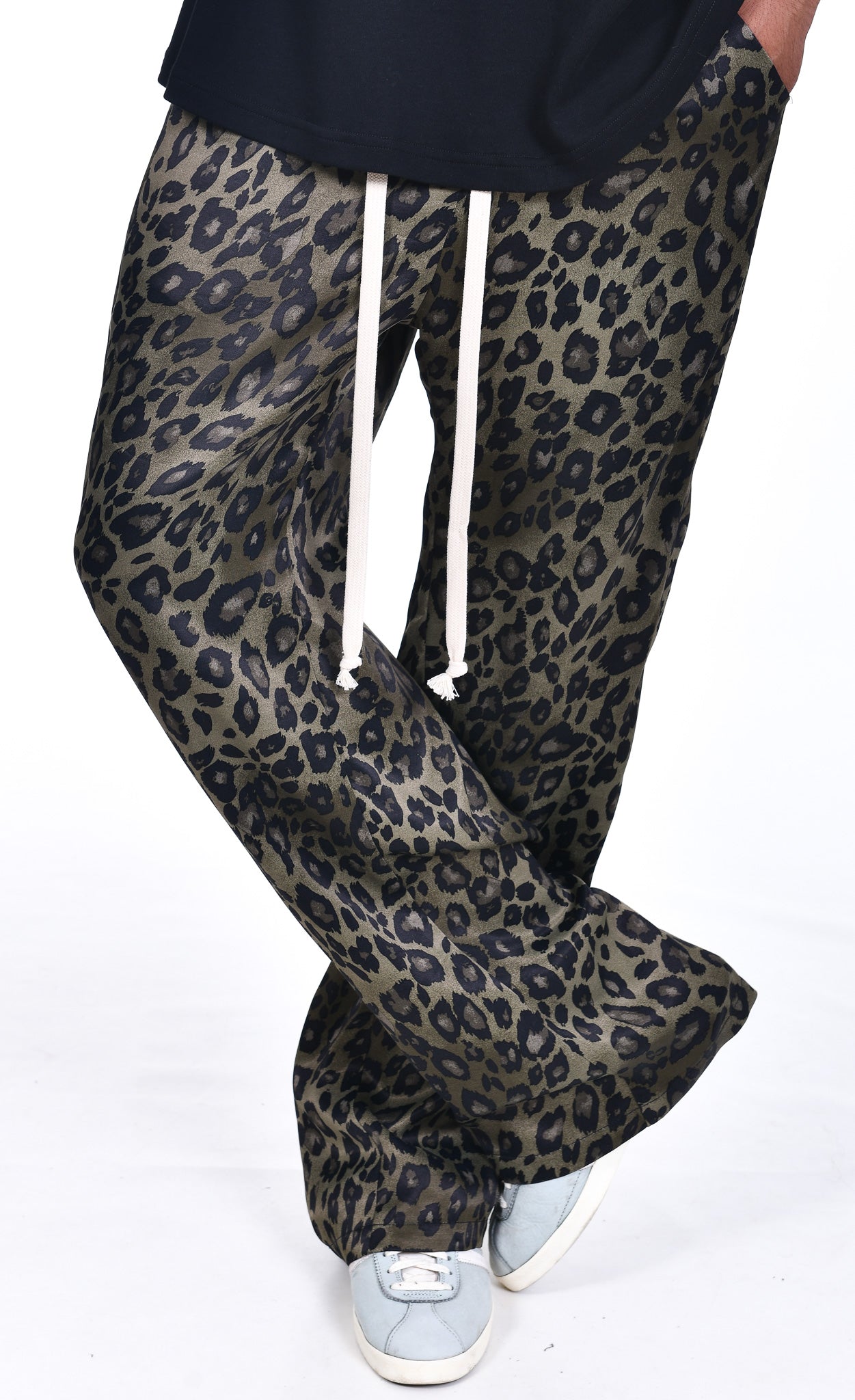 FERE STUDIOS PANTS BAGGY CHINO TROUSERS IN LEO PRINT