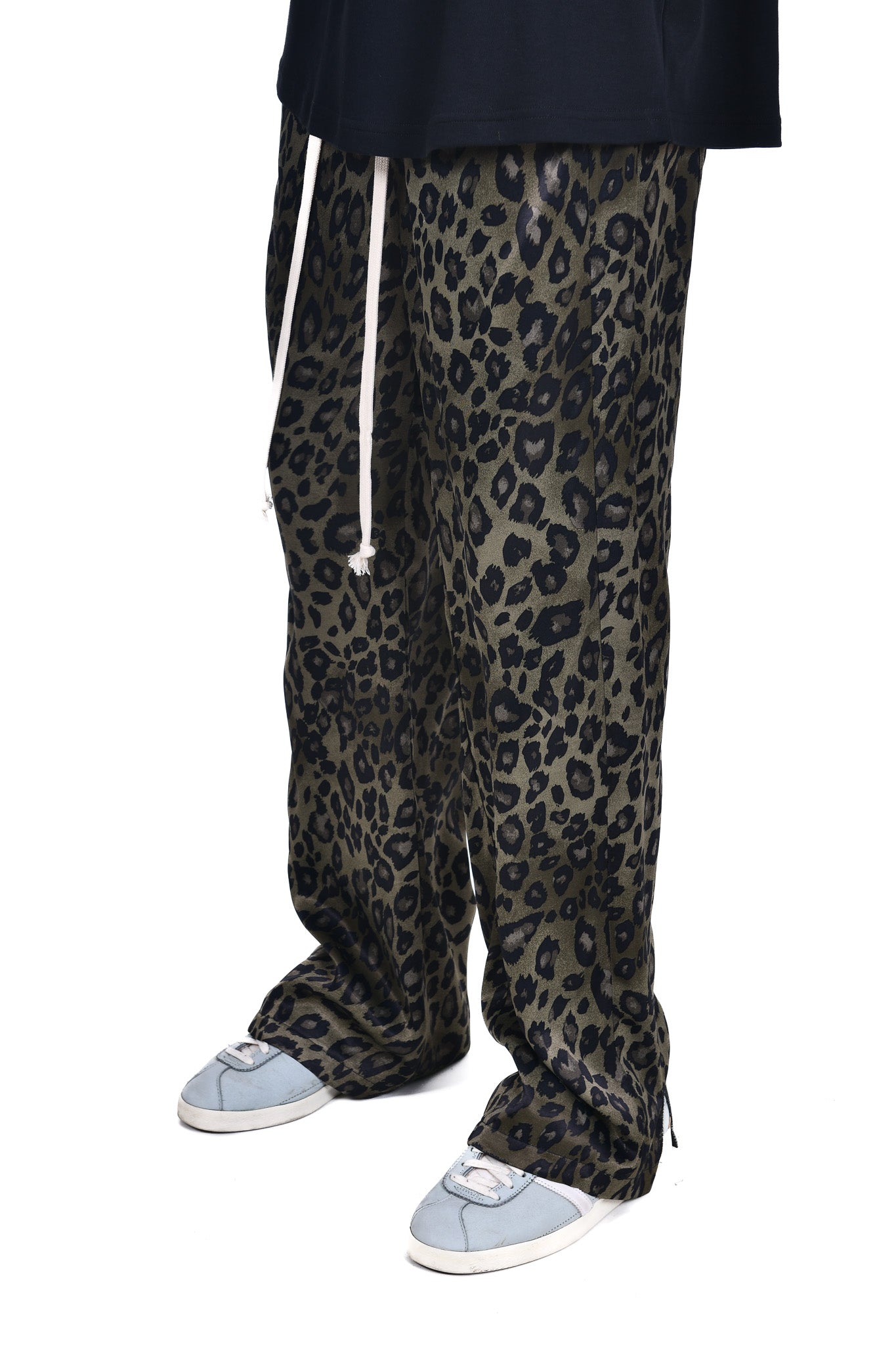 FERE STUDIOS PANTS BAGGY CHINO TROUSERS IN LEO PRINT