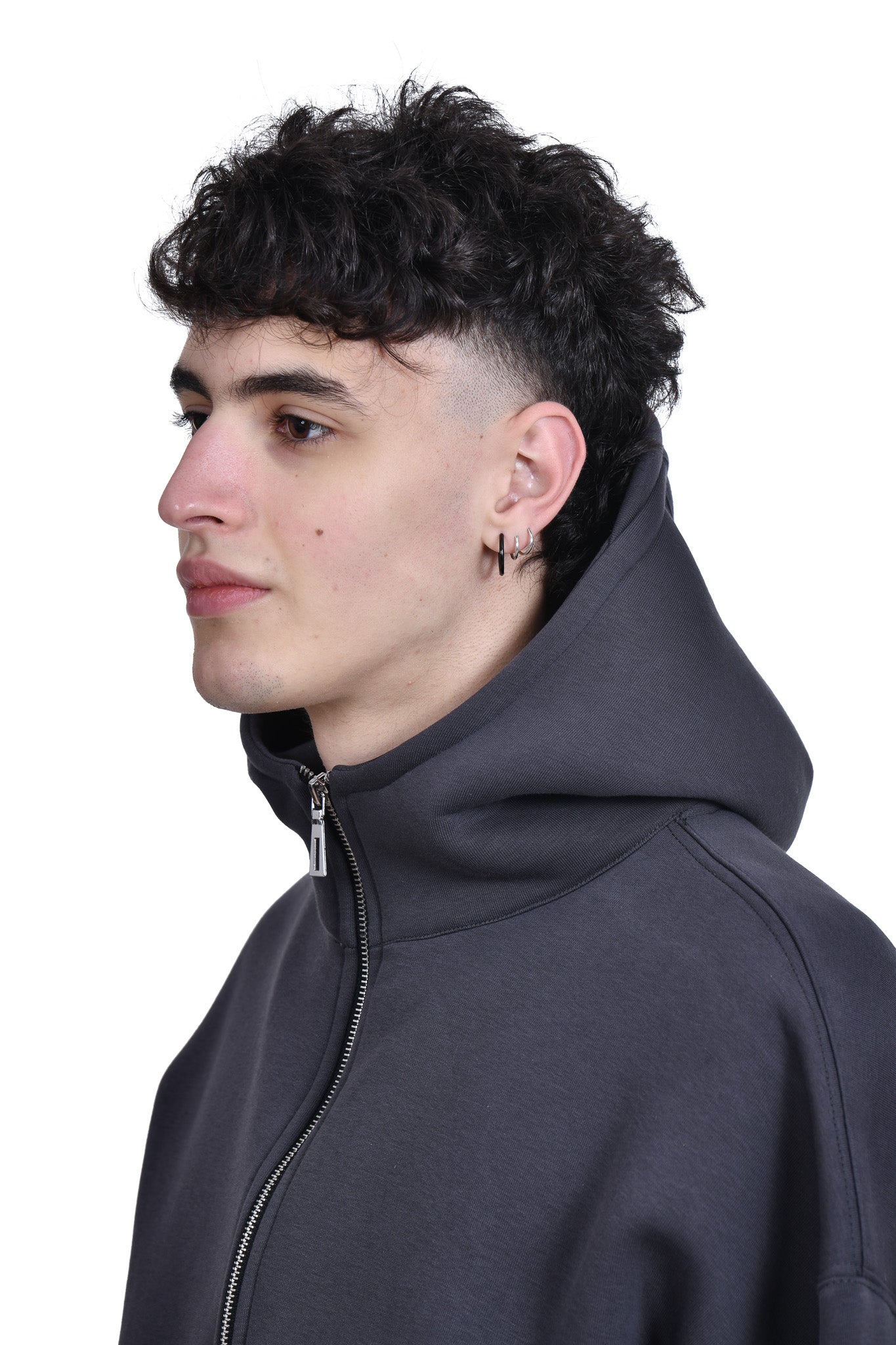 FERE STUDIOS ZIPPER HOODIE IN GRAY