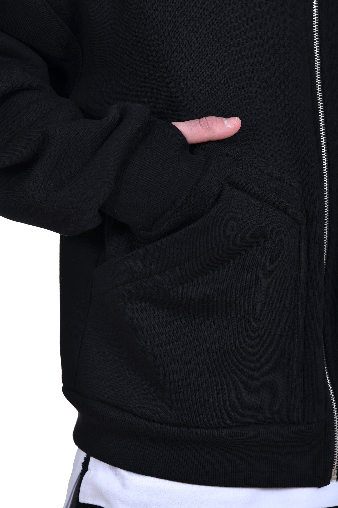 FERE STUDIOS ZIPPER HOODIE IN BLACK