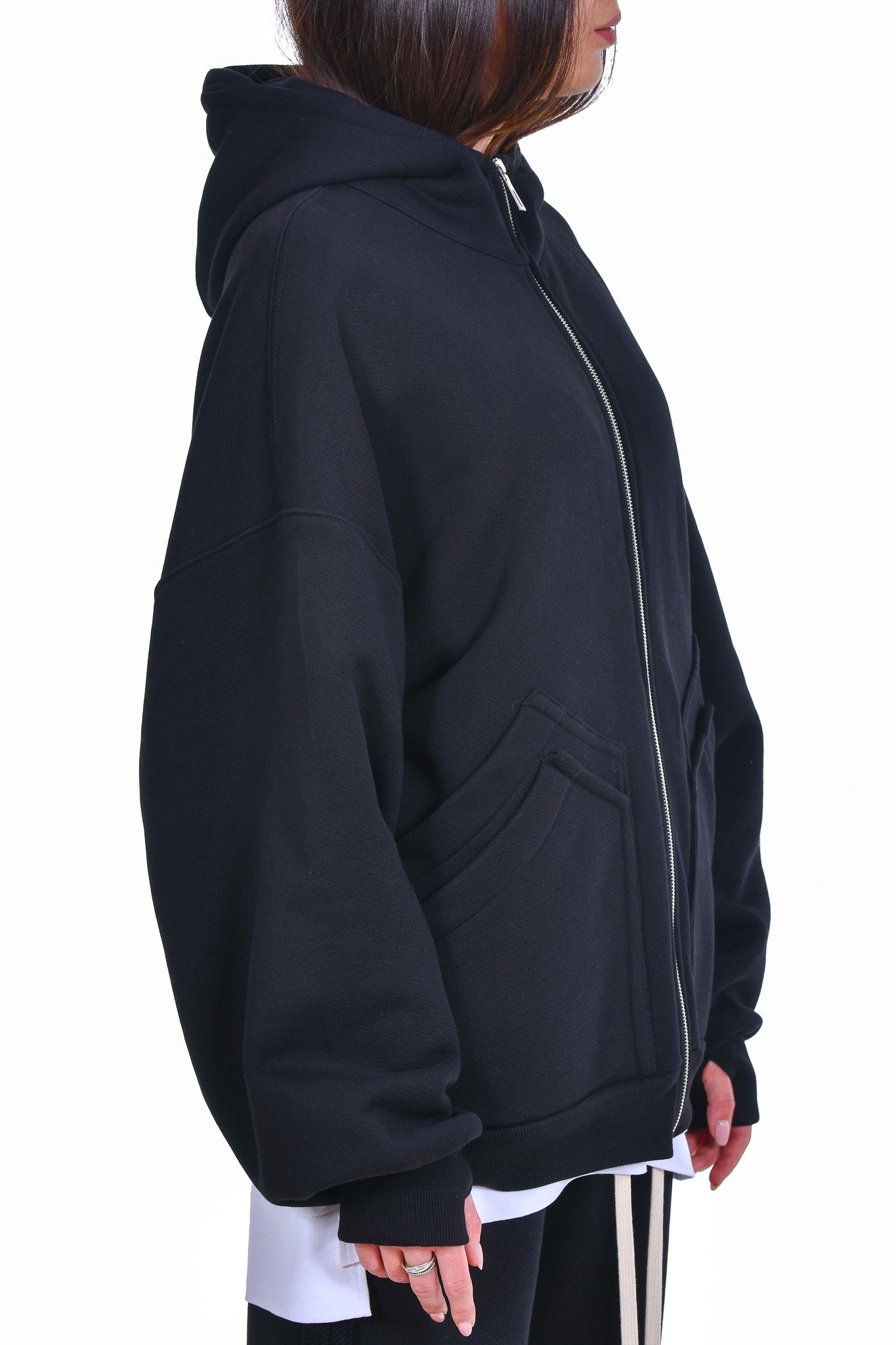 FERE STUDIOS ZIPPER HOODIE IN BLACK