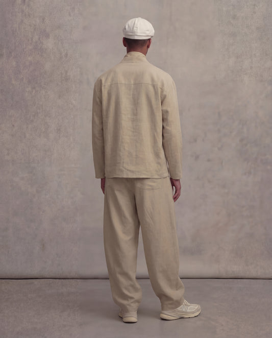 outfit barbati vara set in bej stil minimalist casual elegant haine premium moderne Fere Studios