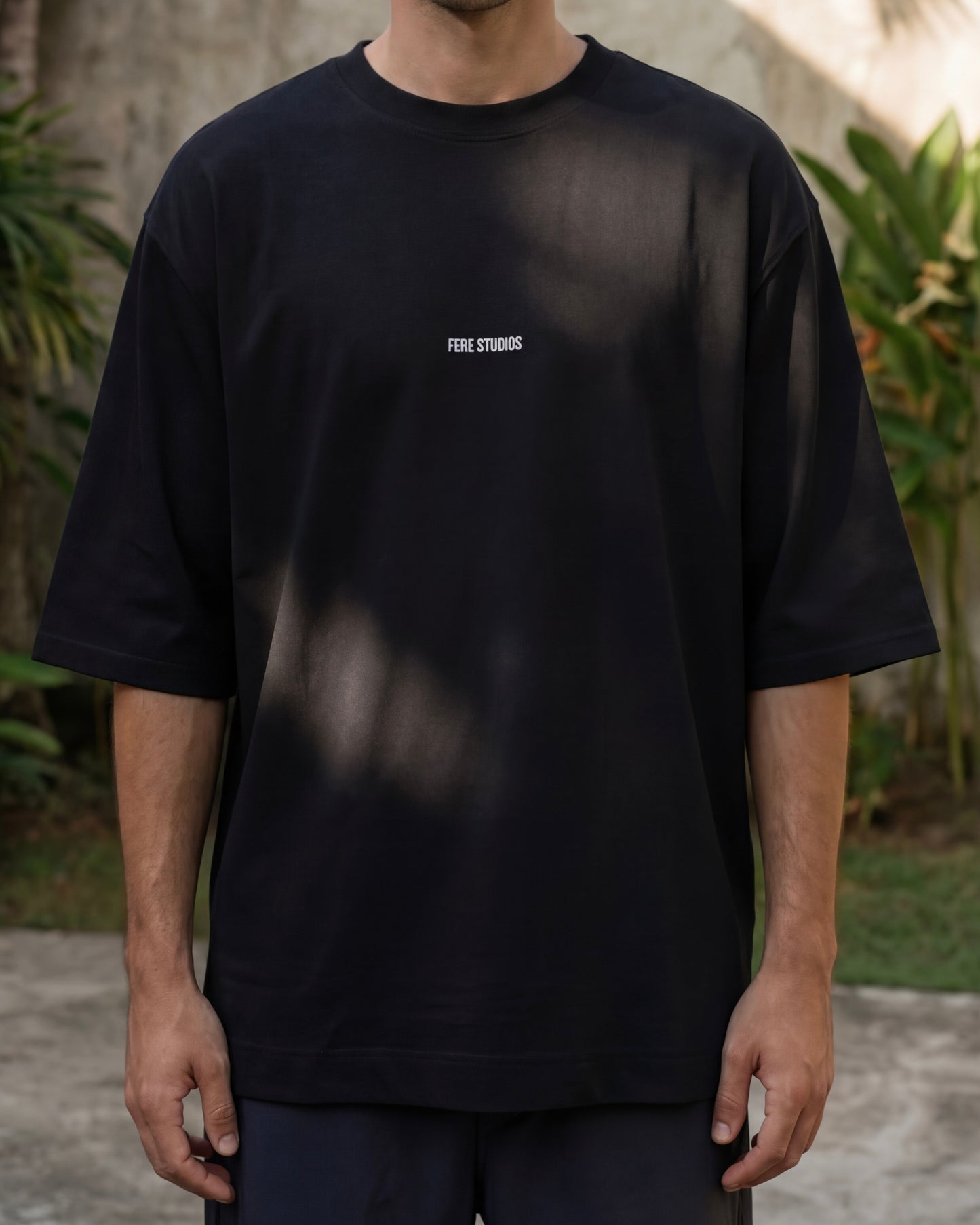 FS LOGO T-SHIRT IN BLACK