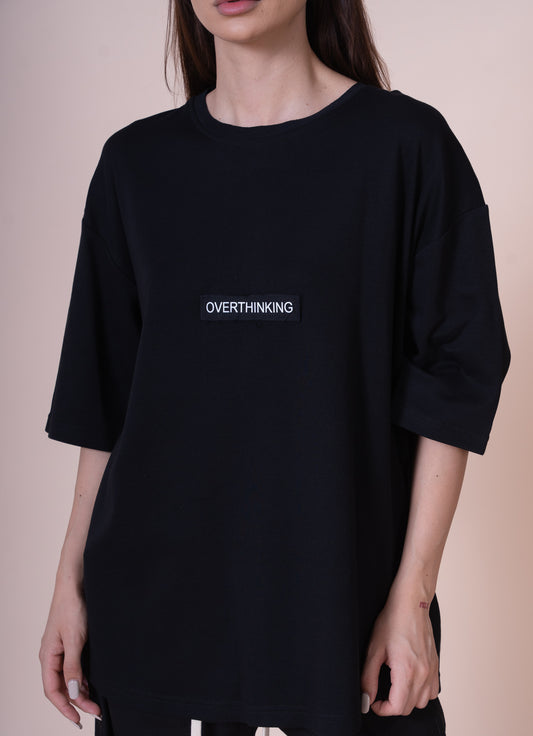 OVERTHINKING CLASIC OVERSIZED T-SHIRT IN BLACK