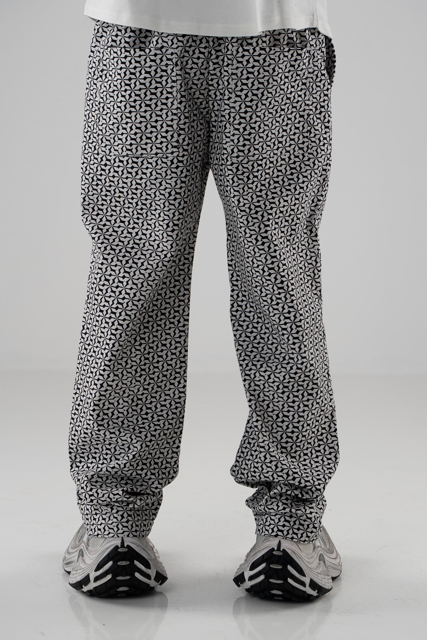 FERE STUDIOS PANTS MINIMAL PRINT