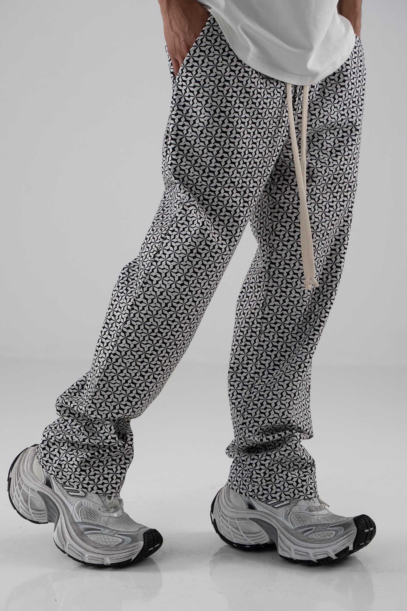 FERE STUDIOS PANTS MINIMAL PRINT