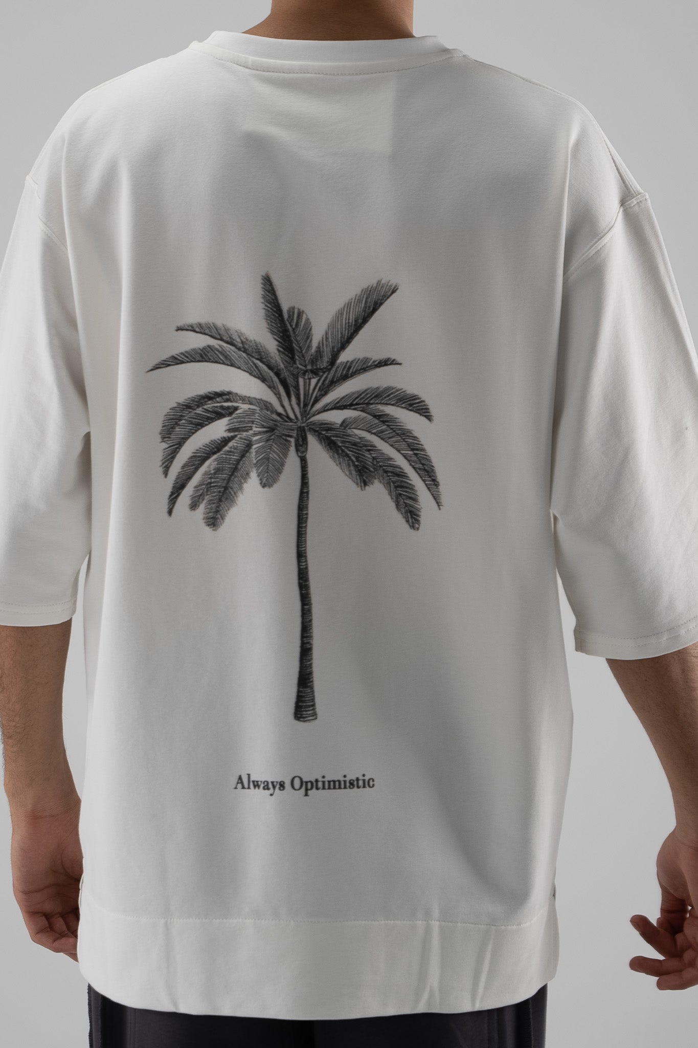 FERE STUDIOS T-SHIRT PALM IN OFF WHITE