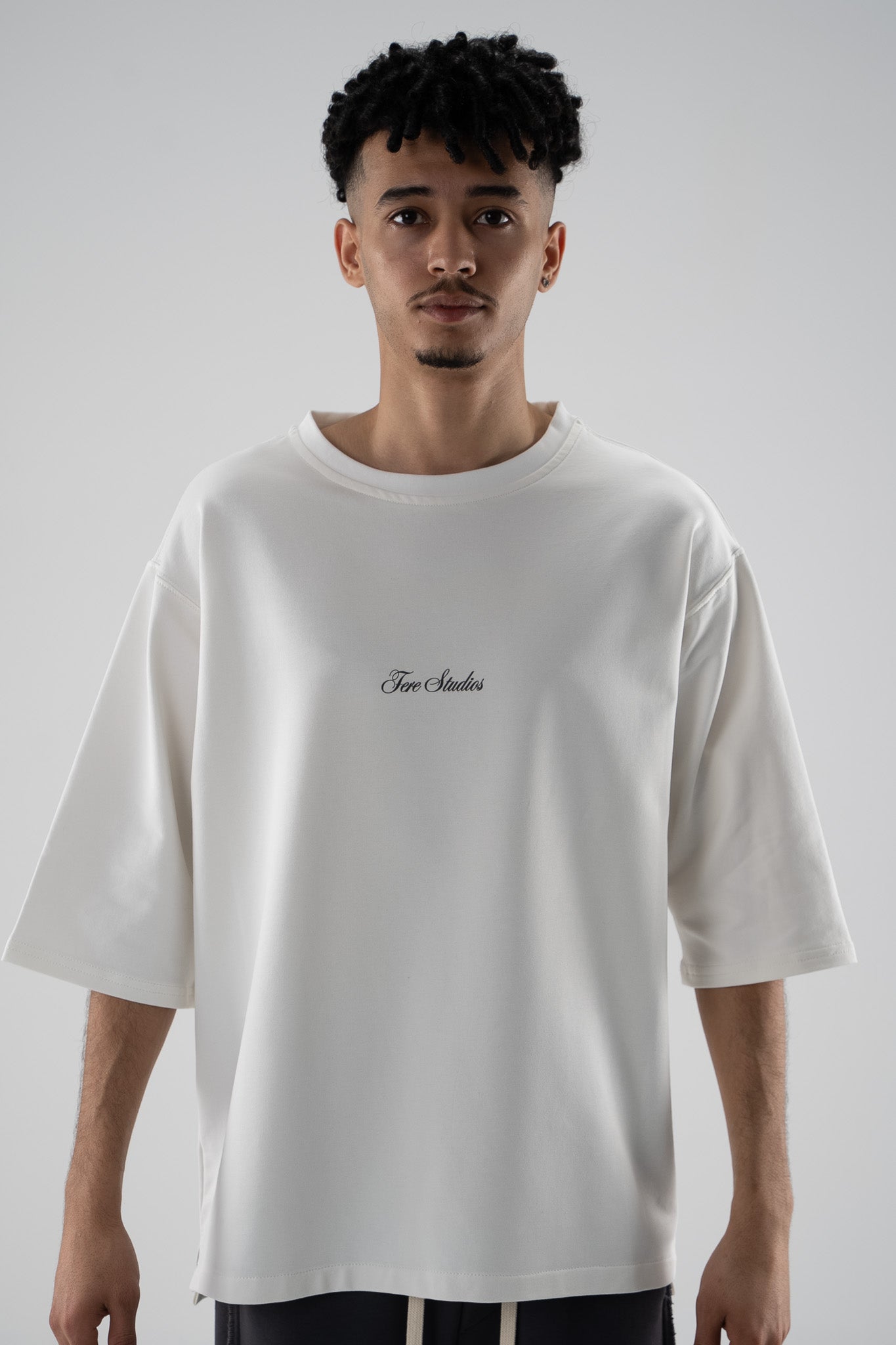 FERE STUDIOS T-SHIRT IN OFF WHITE "CONNECTING WITH NATURE"