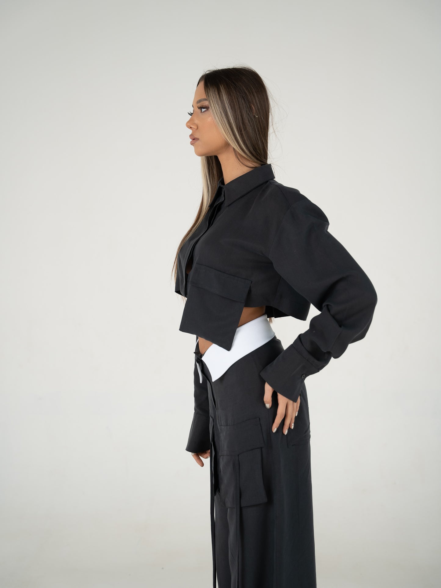 KATUO CROP SUITE IN GRAY