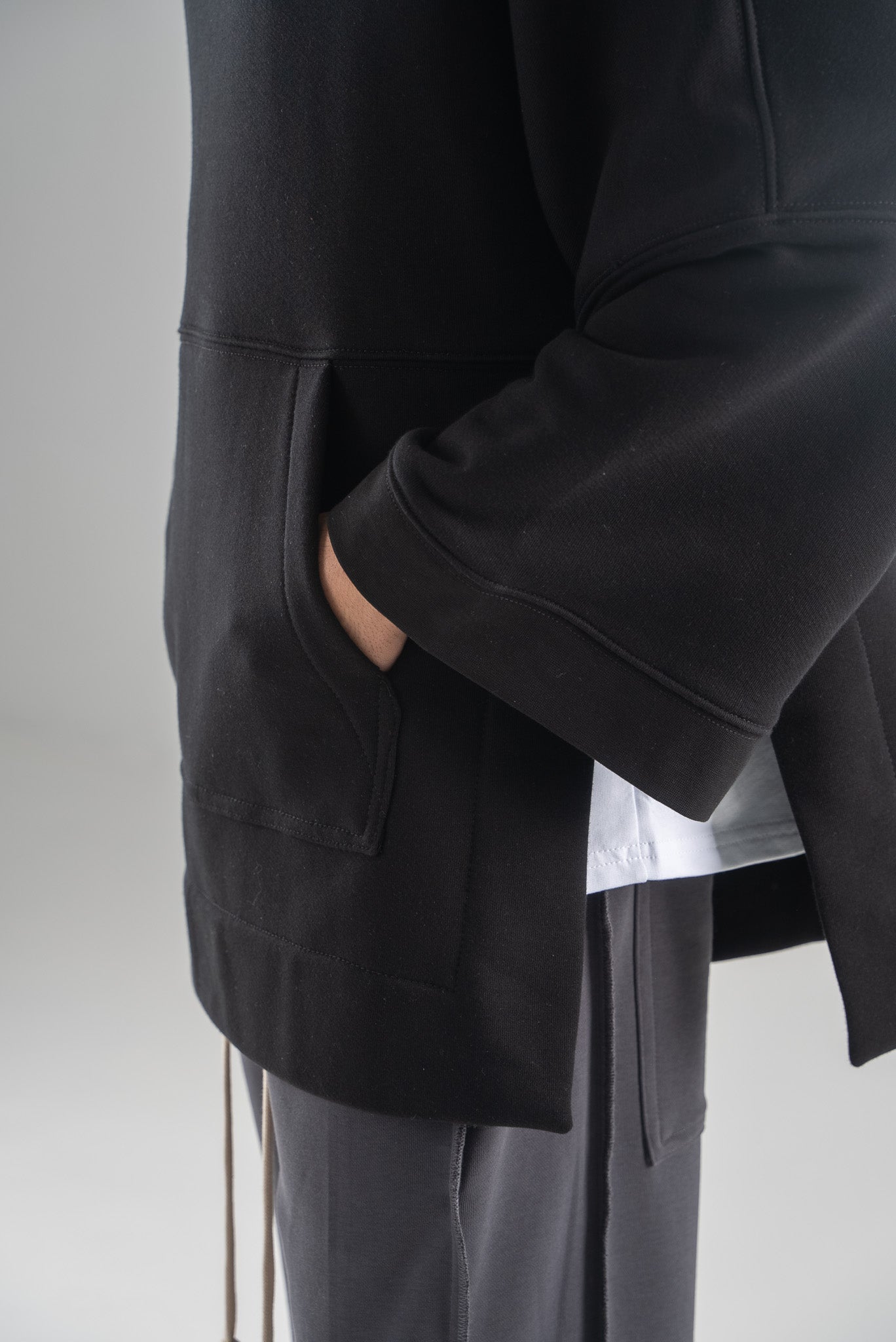 FERE STUDIOS HOODIE OVERSIZED ROLL NECK