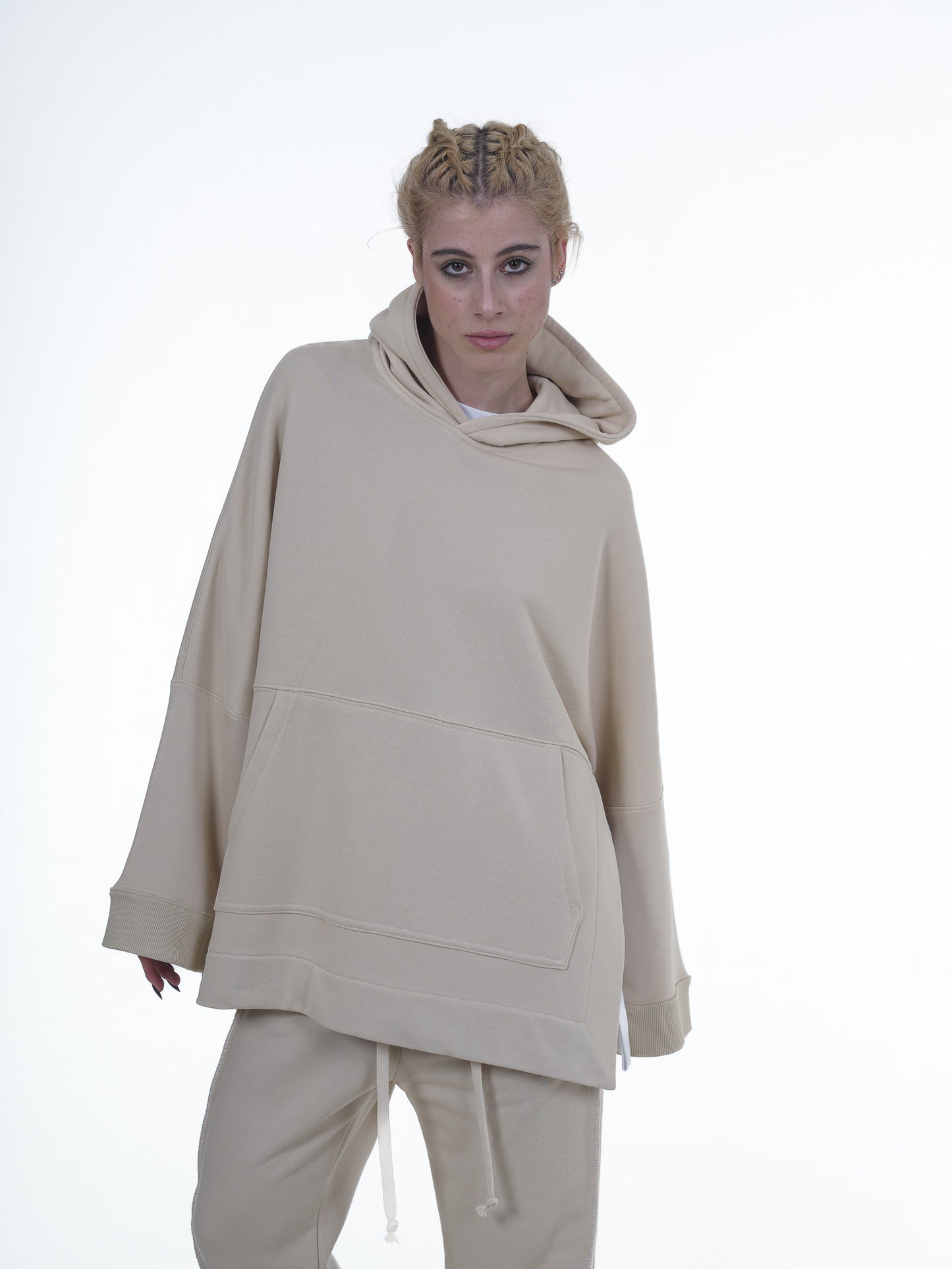 FERE STUDIOS PONCHO HOODIE PURE COTTON IN BEIGE
