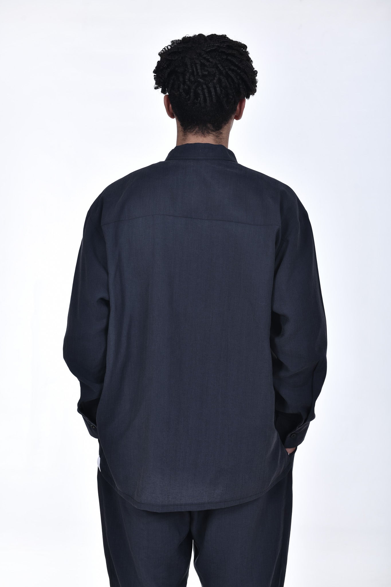FERE STUDIOS SET IN GREY ANTHRACITE