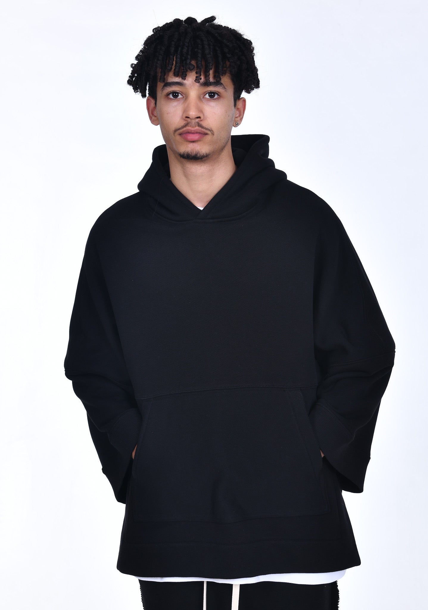 FERE STUDIOS PONCHO HOODIE PURE COTTON IN BLACK