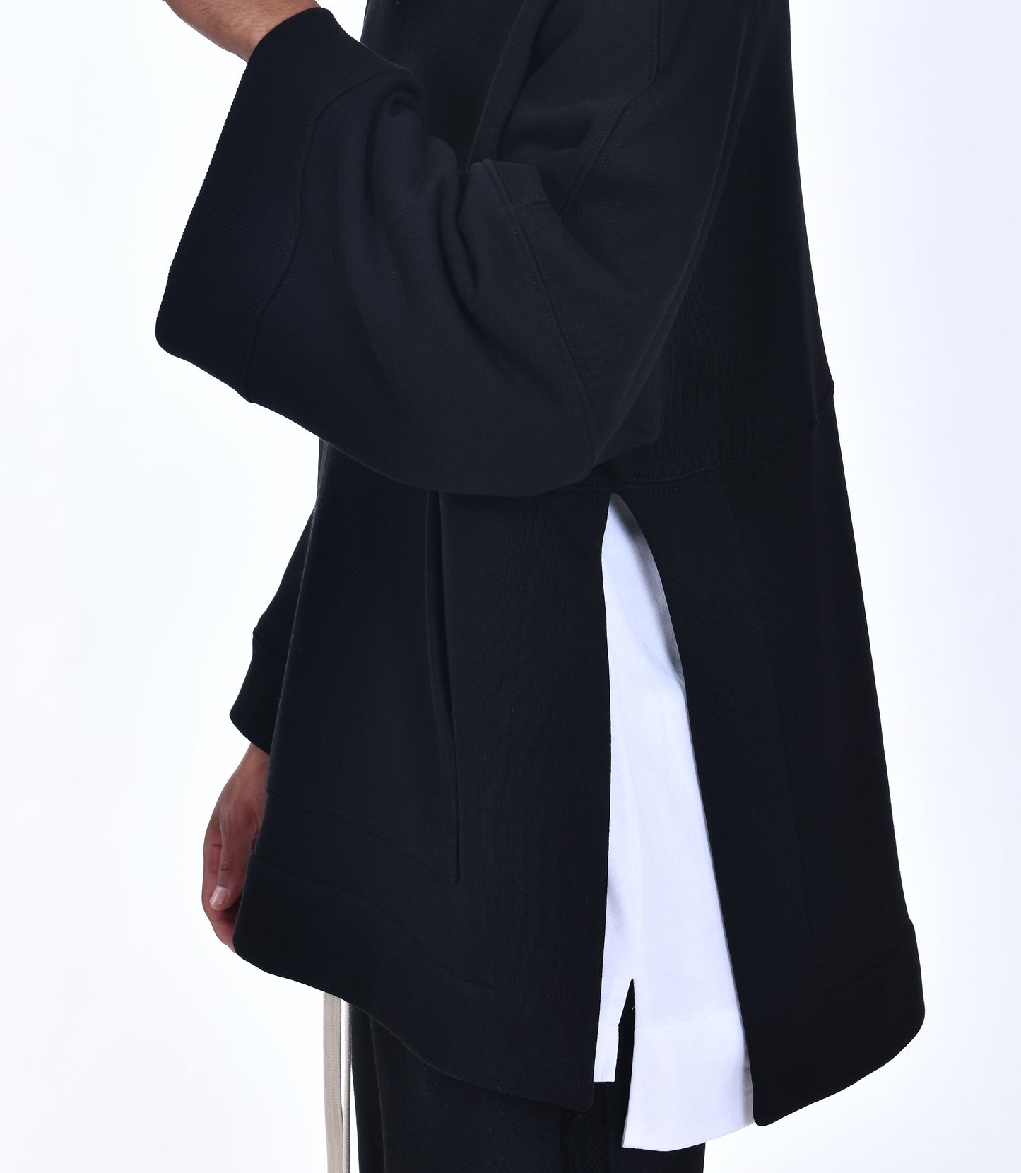 FERE STUDIOS PONCHO HOODIE PURE COTTON IN BLACK