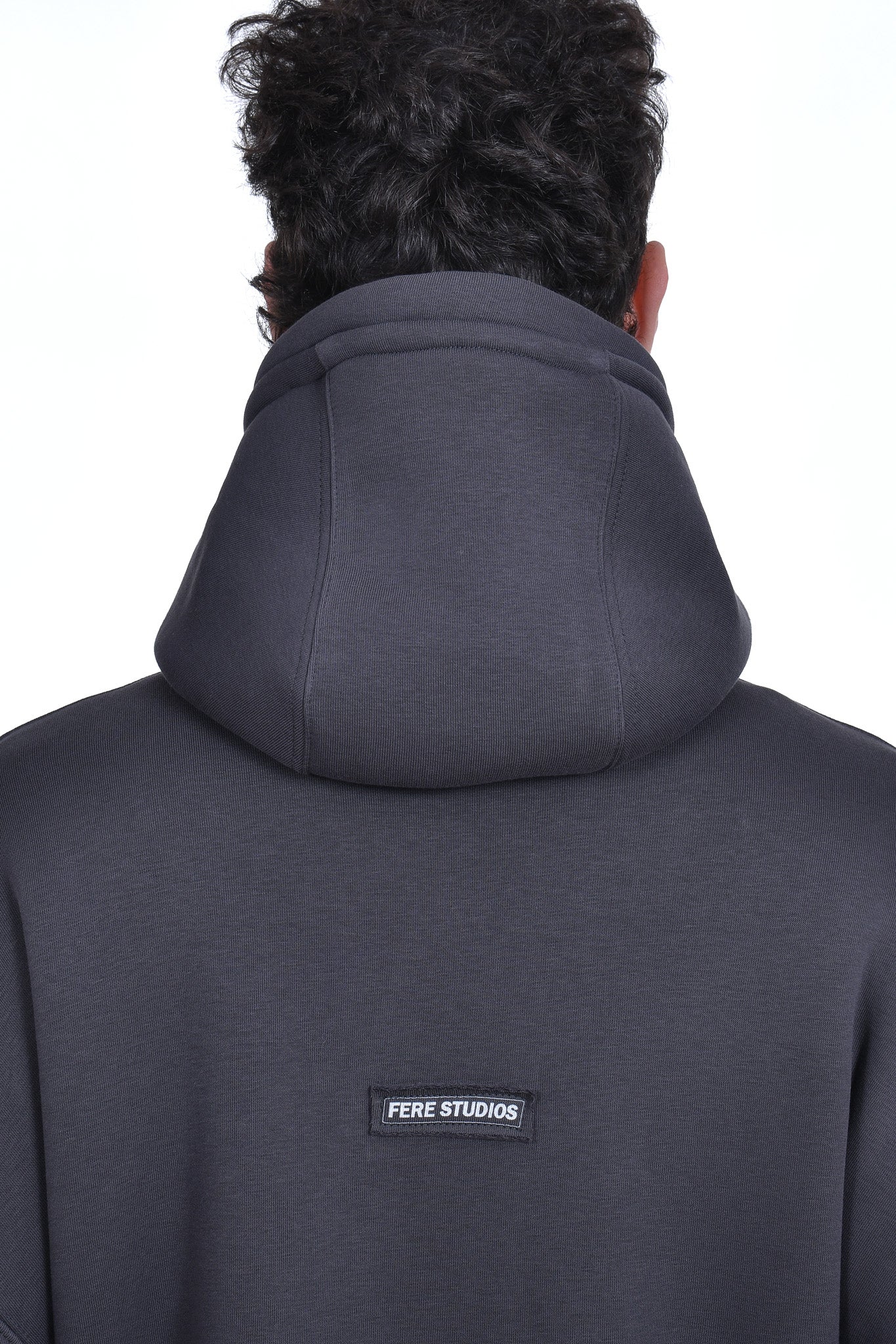 FERE STUDIOS SET IN GRAY