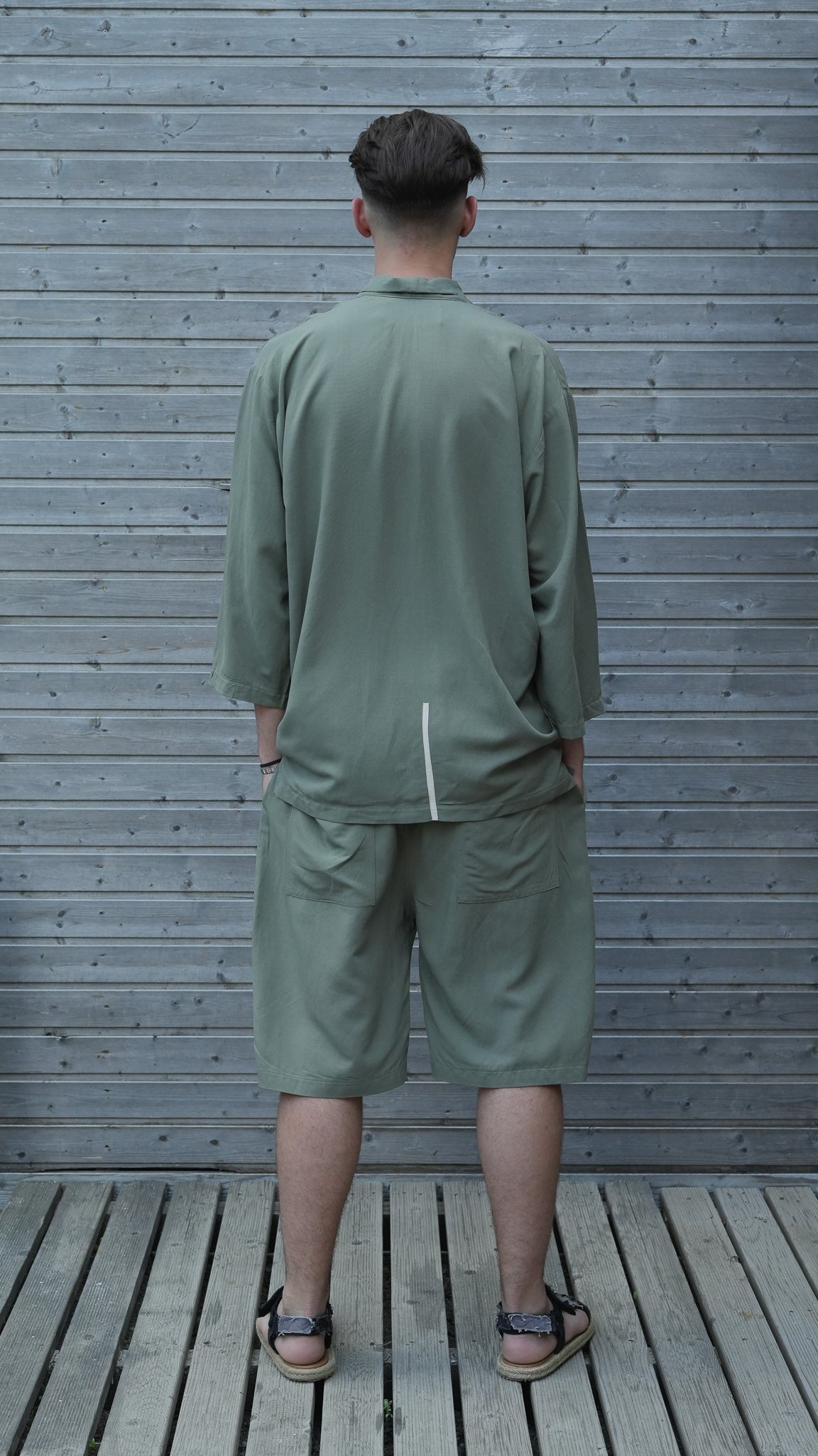 FERE STUDIOS RELAXED SET FIT IN ARMY