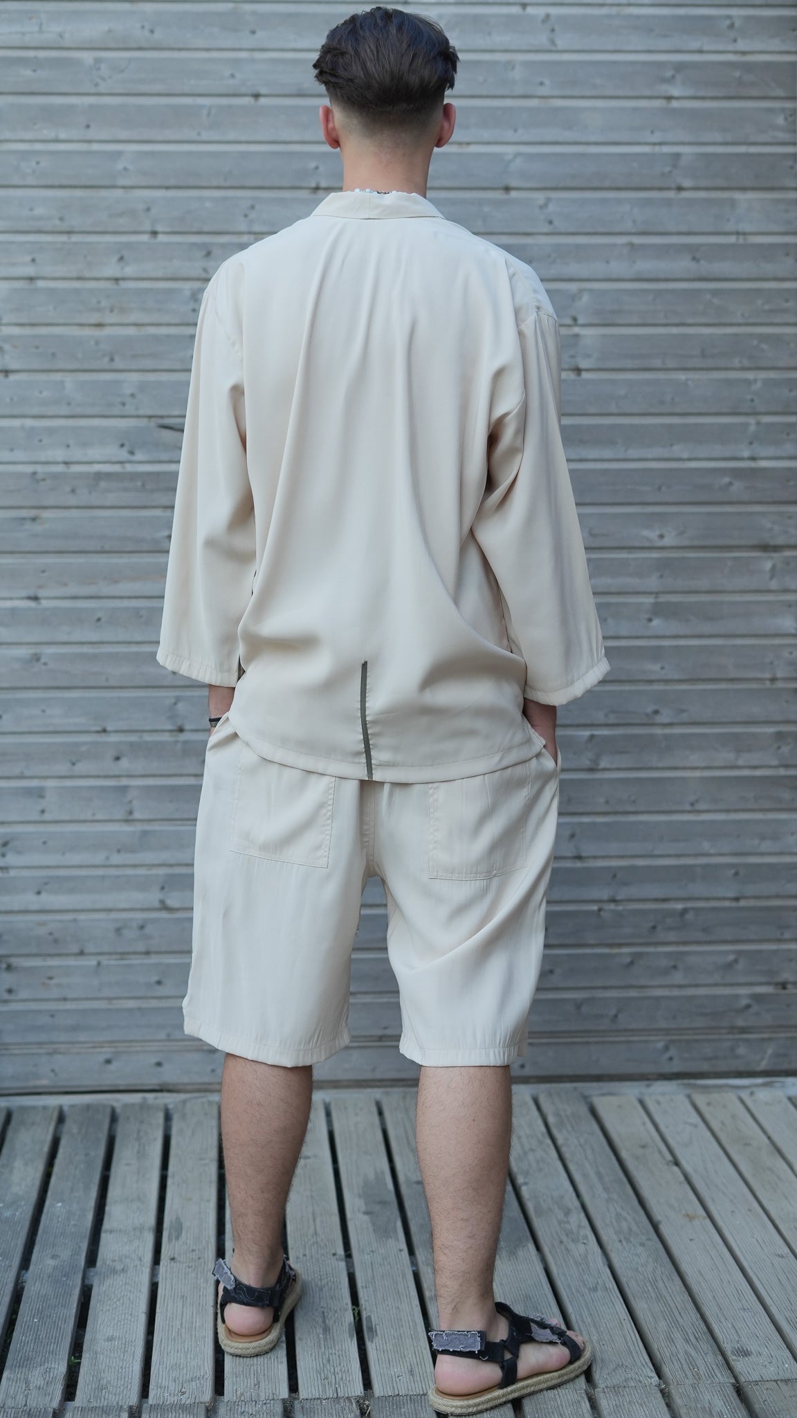 FERE STUDIOS RELAXED SET FIT IN BEIGE