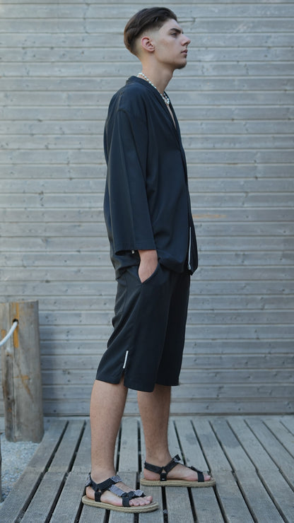 FERE STUDIOS RELAXED SET FIT IN BLACK