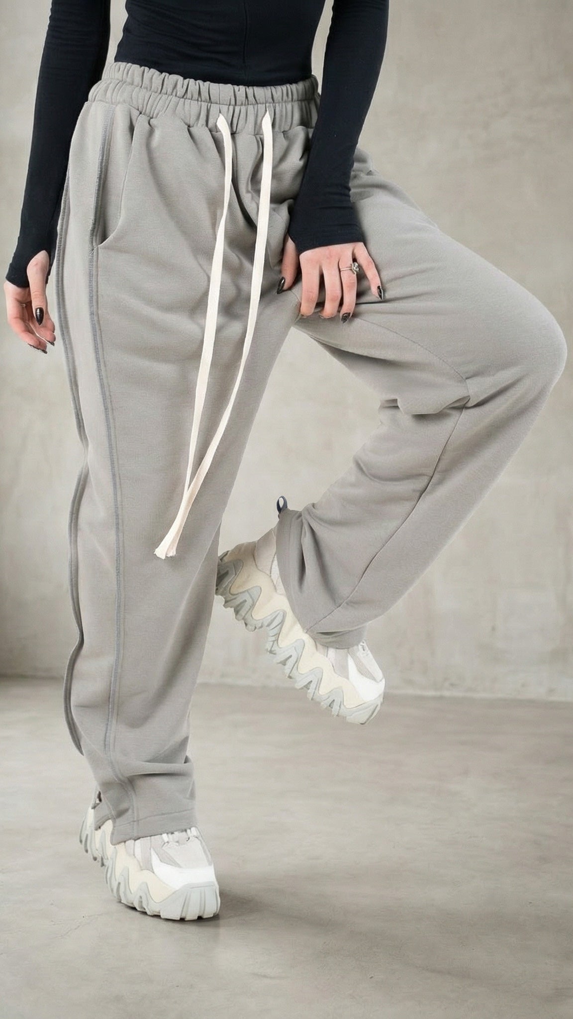 FS SWEATPANTS IN GREY