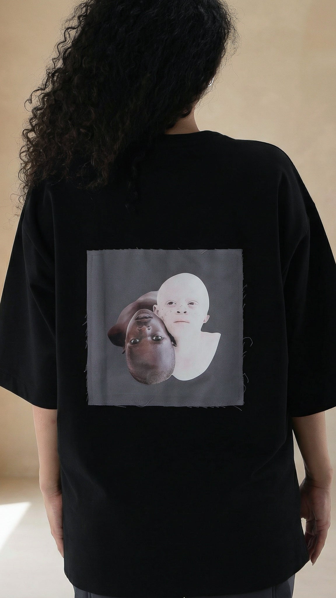 FERE STUDIOS T-SHIRT "NO DIFFERENCE"