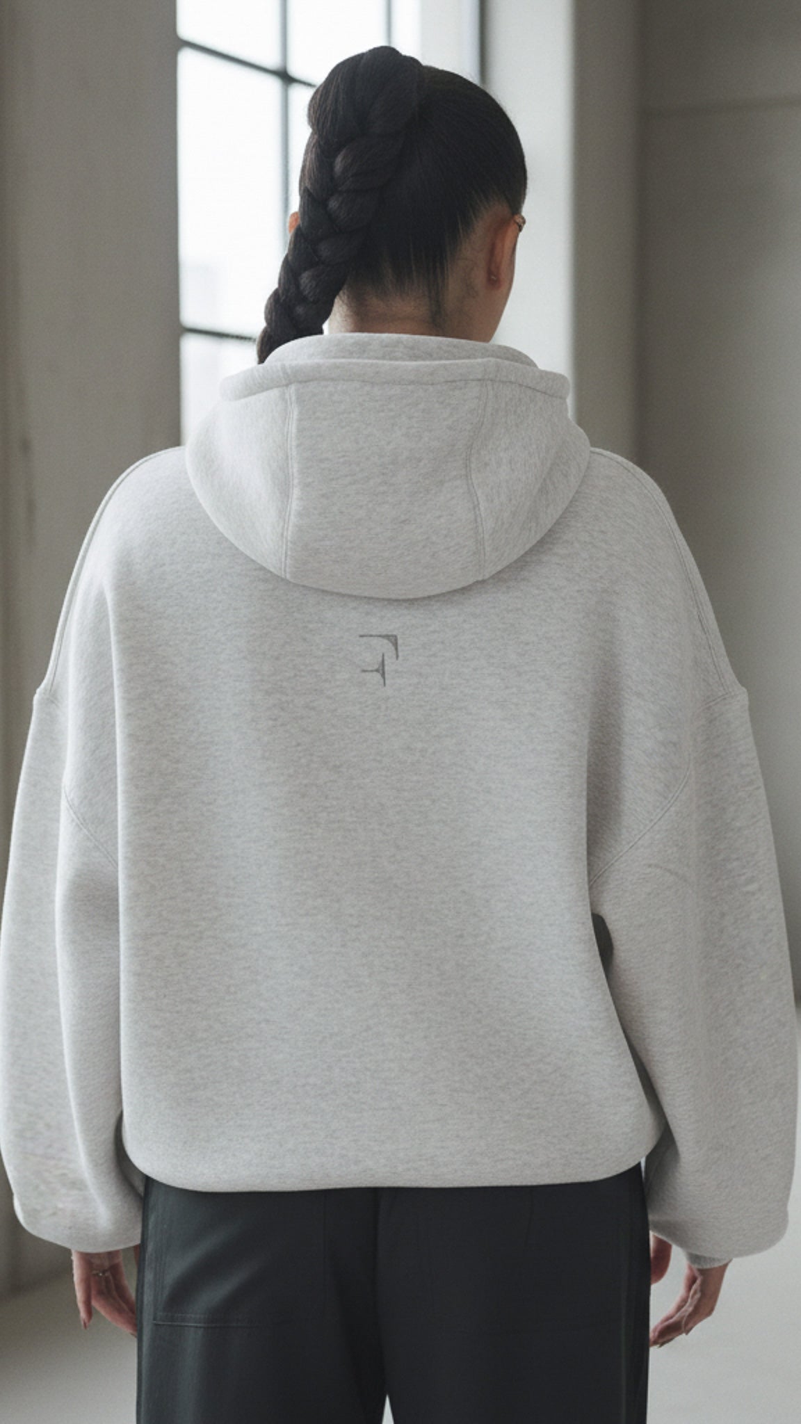 HEAVY HOODIE IN GREY