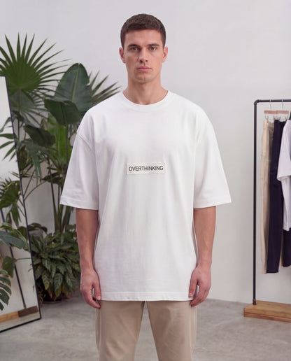 OVERTHINKING CLASIC OVERSIZED T-SHIRT