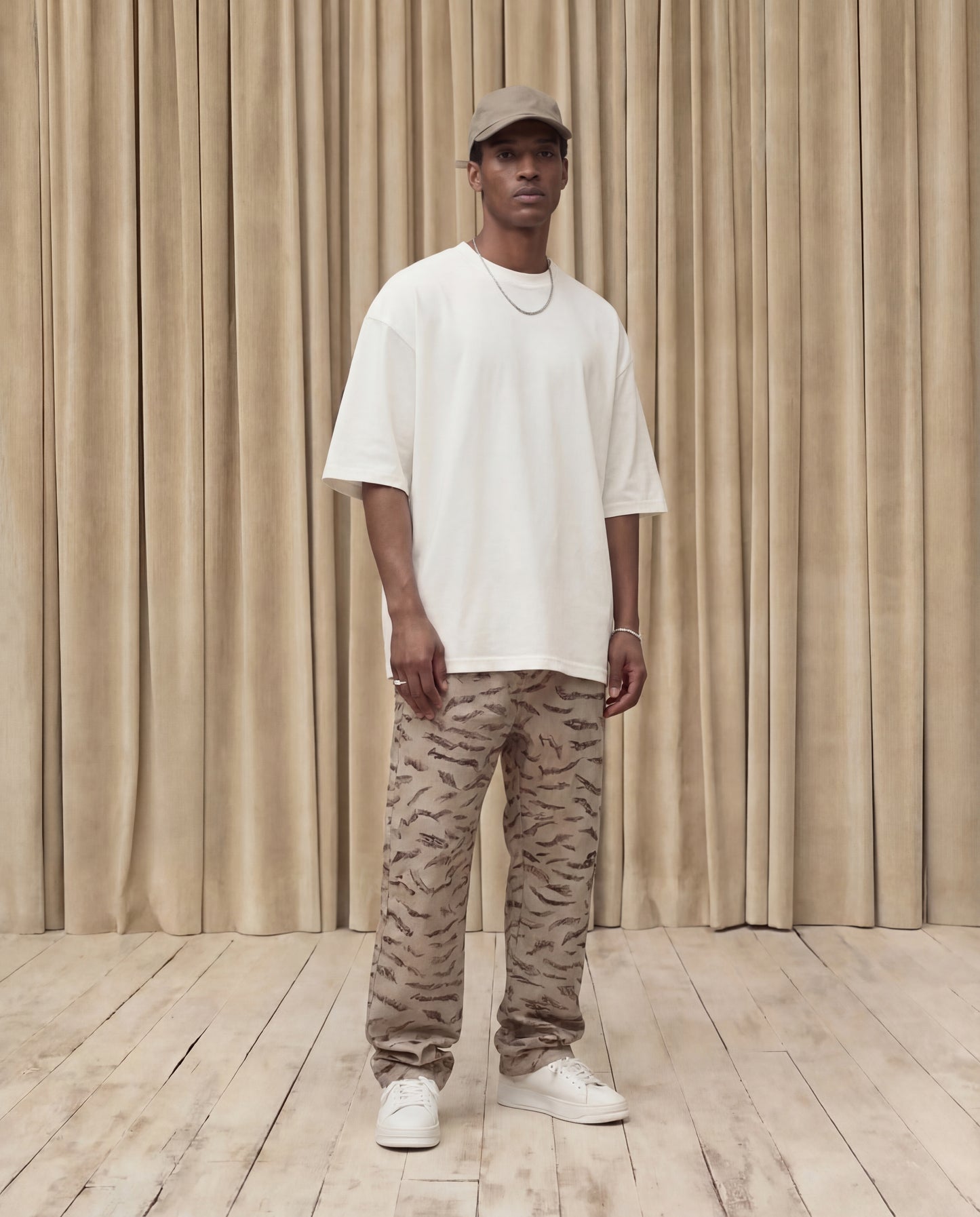 FS EMBROIDERED LOGO T-SHIRT IN OFF WHITE