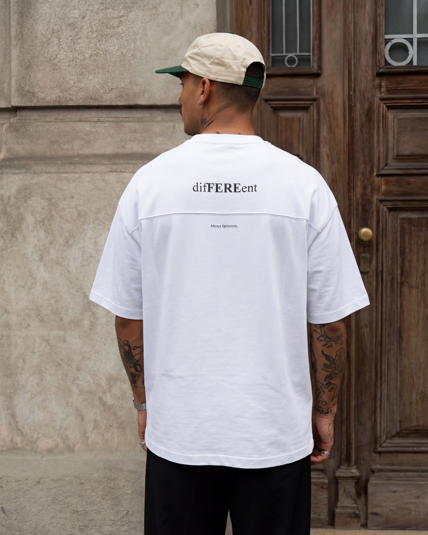 difFEREnt Minimal Oversized T-Shirt